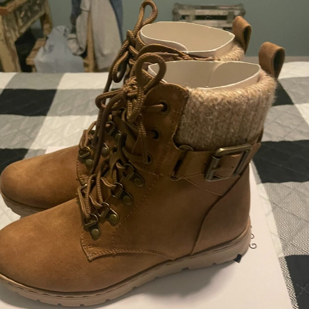Sonoma Vickie Boots Size 6 NIB